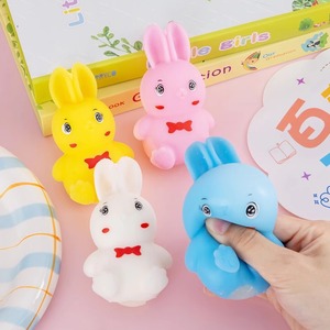 Jouet musical anti-stress Jincan Lapin Mignon à presser pour garçons et filles de 5 à 7 ans – Cadeau amusant - Product Image 3