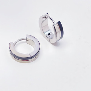 Conjunto de joyería de acero Unisex de alta calidad, pendientes de diseño hueco de acero inoxidable, regalo impermeable chapado en oro - Product Image 3