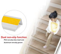 Profilé de nez de marche antidérapant en aluminium en forme de L avec insert en PVC rainuré pour escaliers en bois et en béton
