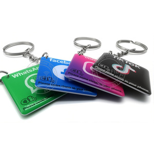 Porte-clés NFC pour les réseaux sociaux, un seul clic pour partager les profils <span class=keywords><strong>TikTok</strong></span>/Instagram/WhatsApp, époxy imperméable, compatible avec iOS et Android - Product Image 3