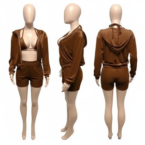 Conjunto de 3 piezas de chándal de invierno de terciopelo para mujer, traje informal, chaqueta, sudaderas, sujetador, Top y pantalones cortos, conjunto de 3 piezas para mujer, trajes a juego - Product Image 1