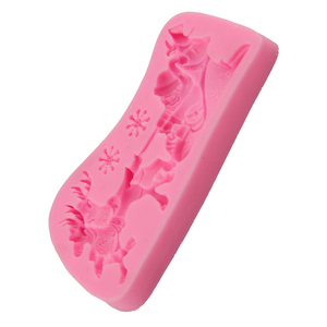 スノーフレーク型DIYシリコンモールドの3個の3Dサンタクローストナカイそり - Product Image 4