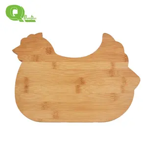Blocs à découper en forme de poulet en bambou et en bois personnalisés en usine pour planches à découper et planches d'aliments cuits