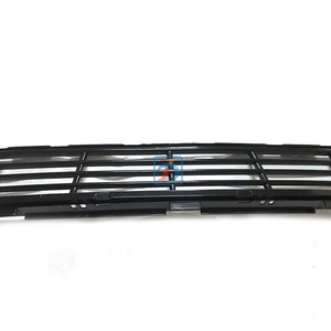 Griglia inferiore centrale paraurti anteriore G12 per <span class=keywords><strong>BMW</strong></span> Serie 7 G12, ricambio griglia carrozzeria 51117486832 - Product Image 1