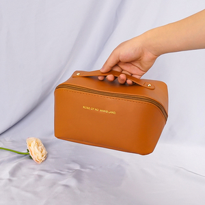 Túi đựng mỹ phẩm da PU chống thấm in logo tùy chỉnh, ngăn chia đồ trang điểm, túi đựng đồ du lịch - Product Image 4