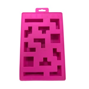 Molde de silicona para cubos de Tetris, herramienta sostenible para hacer helados - Product Image 1