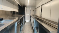 Maison conteneur sur mesure avec installations de travail intégrées personnalisées / Maison conteneur préfabriquée - D