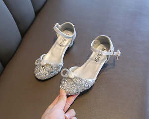 Chaussures de fête pour filles, escarpins à paillettes et sequins, talons bas, style Mary Jane, sandales à strass pour mariage et danse - Product Image 6