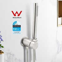 Mitigeur de douche encastré Watermark avec douchette à main en acier inoxydable brossé pour salle de bain