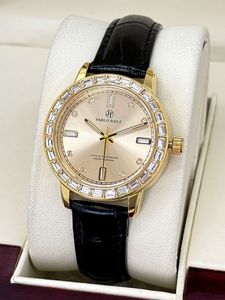 Montre-bracelet de luxe dorée et exclusive pour femme, sertie de diamants, en vente en direct - Montre à quartz pour femme - Product Image 5