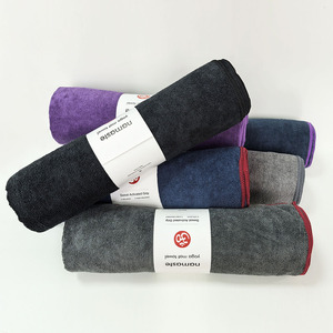 Toalla de Yoga Caliente Económica de Fábrica con Ancho Extra, Toalla Deportiva Gaiam, Logotipo Personalizado Naranja, Toalla de Yoga Caliente para Hidratación - Product Image 4