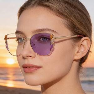 Montures de lunettes optiques œil-de-chat HL-95010 pour femmes, verres PC noirs, protection UV400 classe 2, largeur de monture moyenne, pont nasal standard - Product Image 1