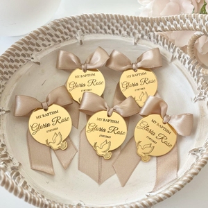 Pendentif de baptême personnalisé, nom et date gravés, charme en acrylique en forme de <span class=keywords><strong>colombe</strong></span>, fait main, idée cadeau souvenir, baptême, Noël - Product Image 3