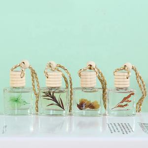 Diffuseur de parfum portable de voiture, <span class=keywords><strong>Mini</strong></span> bouteille de verre, accessoires de <span class=keywords><strong>d</strong></span>écoration <span class=keywords><strong>d</strong></span>'intérieur, bon marché, 10ML - Product Image 1