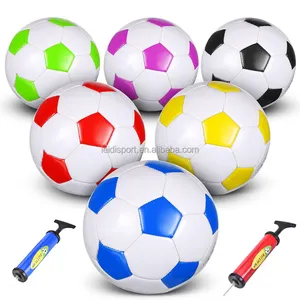 बच्चों, किशोरों, वयस्कों, प्राथमिक और माध्यमिक स्कूल फुटबॉल स्कूलों के लिए मशीन से सिले फुटबॉल का थोक,