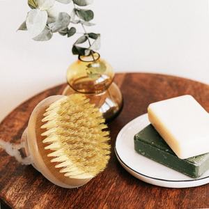 <span class=keywords><strong>Spazzola</strong></span> da Bagno Rotonda con Manico, Setole Naturali, <span class=keywords><strong>Spazzola</strong></span> <span class=keywords><strong>per</strong></span> Doccia <span class=keywords><strong>per</strong></span> Esfoliazione della <span class=keywords><strong>Cellulite</strong></span> e Pelle Più Liscia - Product Image 6