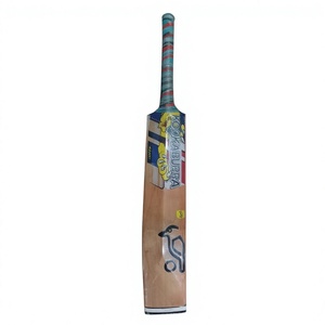 Bate de críquet Kokaburra Beast Pro de madera, 6-8 granos, estilo competición, bate de madera duradero, diseño moderno, diseño popular. - Product Image 3