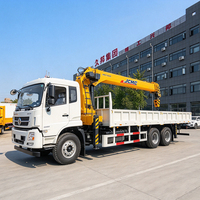 Camion-grue de 16 tonnes monté sur châssis SINOTRUK, conception de flèche télescopique, hauteur de levage de 21 m, pompe hydraulique, boîte de vitesses pour