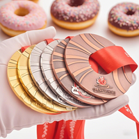 Canada Personnalisé Donut Softball Pickleball Water Polo Padel Médaille pour Enfants Donut Award Skate Natation Médailles et Trophées