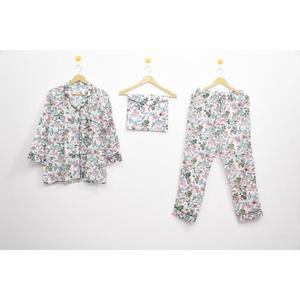 Conjunto de Pijama de Satén de Algodón Estampado a Mano en India, Ropa de Dormir con Estampado Floral, Cuello Camisero, Conjunto de Tres Piezas - Product Image 1