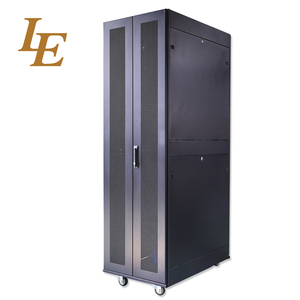 Rack de communication réseau 47U sur pied, capacité 1500 kg - Product Image 5