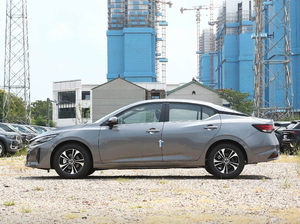 Sylphy 2026 Automobiles de luxe Nouvelle voiture Essence Caméra LED Berline Gauche R18 Manuelle CVT Noir Or Édition conduite intelligente - Product Image 3