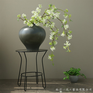 Fleurs artificielles Yihua Floral Art Fragrant Mountain, fleurs en soie blanches, décoration d'intérieur, style moderne et simple - Product Image 3