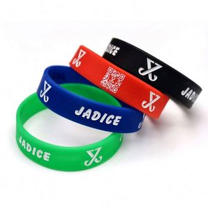 Bracelet en silicone personnalisé de haute qualité avec code QR, bracelet en silicone avec logo personnalisé, bracelet en caoutchouc avec code QR scannable - Product Image 1