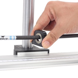 Accessoires de tir à l'arc flèche colonne vertébrale testeur de rectitude chasse tir flèches en carbone affichage électronique professionnel flèche Spiner - Product Image 5