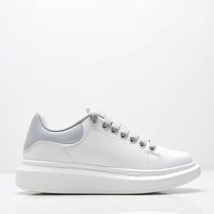 Chaussures de sport d'extérieur pour hommes, avec tissu respirant utilisé pour la partie supérieure des chaussures, offrant un style tendance - Product Image 1