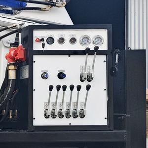 Macchina Perforatrice Montata su Camion per Pozzi e Miniere con Compressore d'Aria e Pompa per Fanghi - Product Image 3