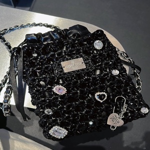 Bán Buôn Phổ Biến Nhiều Màu Ưa Thích Sáng Bóng Long Lanh Da Spaghetti <span class=keywords><strong>Polyester</strong></span> Kim Loại T-Shirt Sợi Cho Túi Chăn - Product Image 5