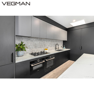 Petite armoire de <span class=keywords><strong>cuisine</strong></span> haute en contreplaqué de bois noire avec îlot - Product Image 5