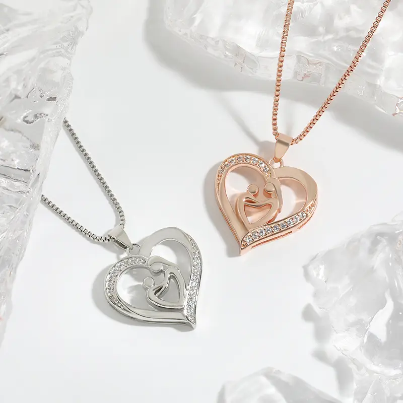 Hypoallergenic Mothers Day Gifts Mom Hugging Baby Necklace Box Chain Rose Gold Plated Love Heart Shaped Mom and Baby Necklace