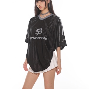 Camisetas Polo Personalizadas con Estampado Deportivo Americano Retro, Cuello en V, Estilo Fútbol Americano, Hombros Caídos, para Verano 24/25 - Product Image 3