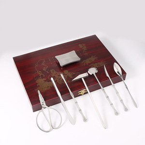 Venta al por mayor de ocho pinzas y tijeras de acero inoxidable para cangrejo, herramientas multifuncionales para comer cangrejo, juego para pelar cangrejo - Product Image 2