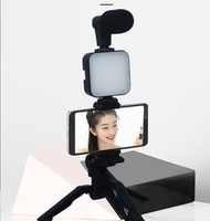 Ensemble de microphone portable AY49 avec lumière d'appoint et trépied pour diffusions en direct et séances photo, alimenté par batterie, CRI 95 élevé