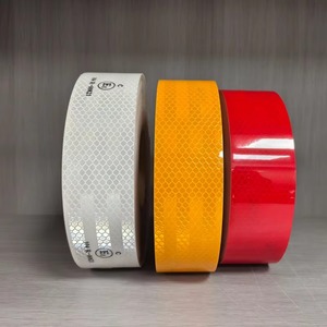Cinta de Marcación Reflectante Impermeable Ce13, Pegatinas de Seguridad para Exteriores, Autos, Camiones, Remolques, Vinilo Reflectante de Precaución para Uso en Exteriores - Product Image 3