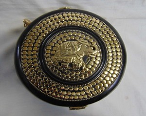 Black Round Resin Ladies Box Clutch <b>Bag</b> Sling <b>Bag</b> Indian Clutch <b>Bags</b> - Product Image 4