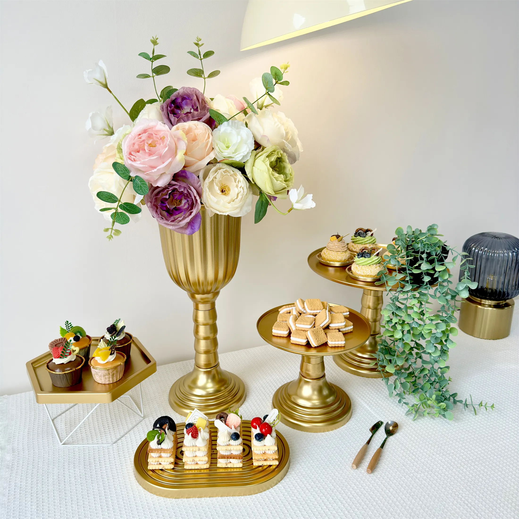 Piédestal de vase à fleurs en plastique durable pour les pièces maîtresses Vases cylindriques pour les décorations de mariage fête anniversaire