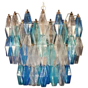 Lustre Poliedri de couleur saphir en verre de Murano bleu clair pour décoration d'intérieur moderne et légère - Product Image 3