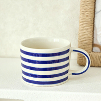 Tasses à rayures peintes à la main très vendues, design à rayures horizontales vertes, tasses à café en céramique personnalisées de 400 ml