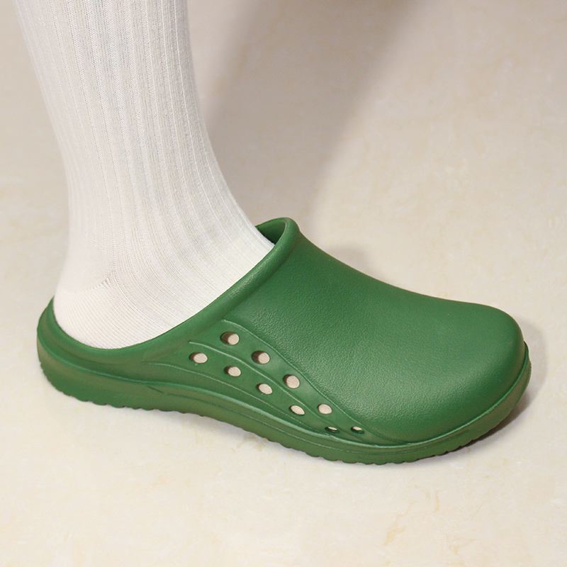 สีเขียว