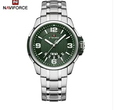 สีเขียว