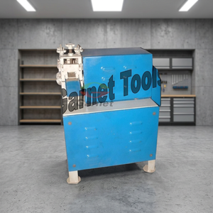 Máquina de Corte de Bambú de Alta Precisión Garnet Tools con Potencia de 1.5 KW/2 HP y Ancho Máximo de 40 mm para Aplicaciones de Mortajado - Product Image 4
