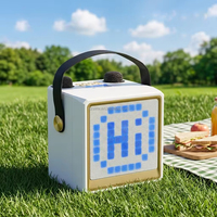 Enceinte Karaoké Portable Bluetooth HIFI Sans Fil avec 2 Micros Intégrés et LED Colorées pour Fêtes d'Anniversaire 929