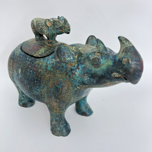 Xiaochen Yu alla fine della dinastia Shang artefatto in bronzo rinoceronte Zun metallo prezioso artigianale forma ricca di dettagli - Product Image 2