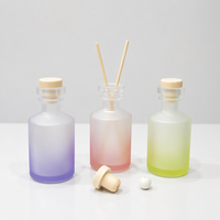 Bouteille en verre vide pour diffuseur de parfum d'ambiance moderne, personnalisable avec logo, vente en gros