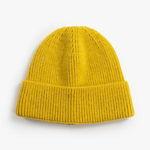 قبعة شتوية أنيقة للرجال بتصميم كوري، مناسبة للطلاب، للاستخدام الخارجي، مع حماية للأذنين، دافئة، مصنوعة من السباندكس/القطن، بنقش جاكار وأزرار، مناسبة للتزلج - Product Image 3