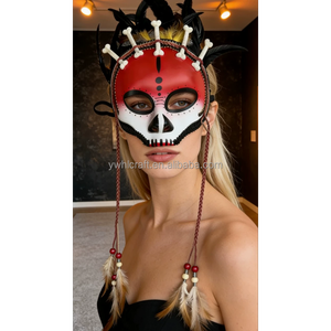 Masque de Sorcier HLC en Gros : Masque Magique Vaudou à Plumes Indiennes pour <span class=keywords><strong>Accessoire</strong></span> de Costume, Déguisement et Fêtes - Fabricant - Product Image 4